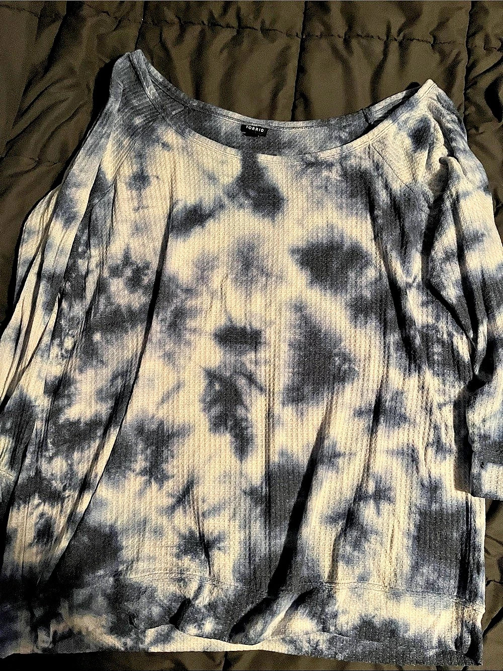 TORRID Tie-Dye Long Sleeve Top in Gray & Cream Size 3 Like New
